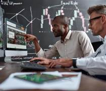 Phiên 23/4: Khối ngoại bán ròng hơn 1.700 tỷ đồng, cổ phiếu nào bị "xả" mạnh nhất?