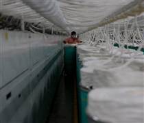 Phát hiện đội tàu chở 1.500 container di chuyển thẳng đến Trung Quốc, nhà máy chạy 100% công suất, đón tin vui giữa căng thẳng Hormuz