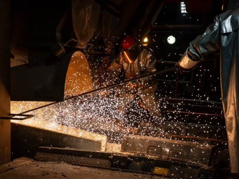 Một kim loại mang tính sống còn trong sản xuất công nghệ, công nghiệp vừa lập đỉnh mới