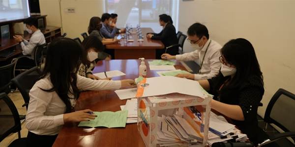 PHC: CTCP Xây dựng Phục Hưng Holdings bán hết 100% cổ phần chào bán