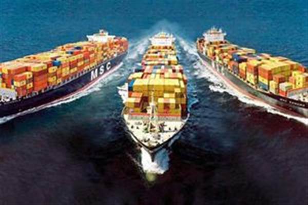 Xem xét chuyển sang vận tải biển thay thế khi đường bộ ùn ứ