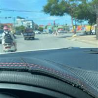 Nhà Giàu Xe Hơi