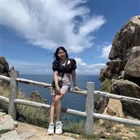 Phạm Lê Ngân Hà