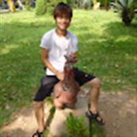 lê hùng