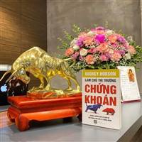 Bà Hoàng Phím Hàng