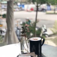 3 Năm Chưa Về Bờ