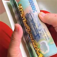 Kẻ Gom Tiền Lẻ